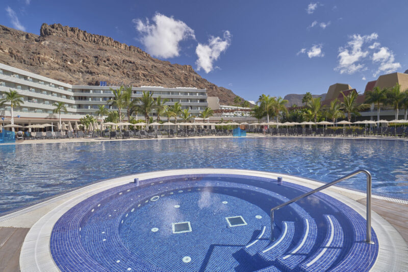 Fliegen & Gehen Radisson Blu Resort & Spa